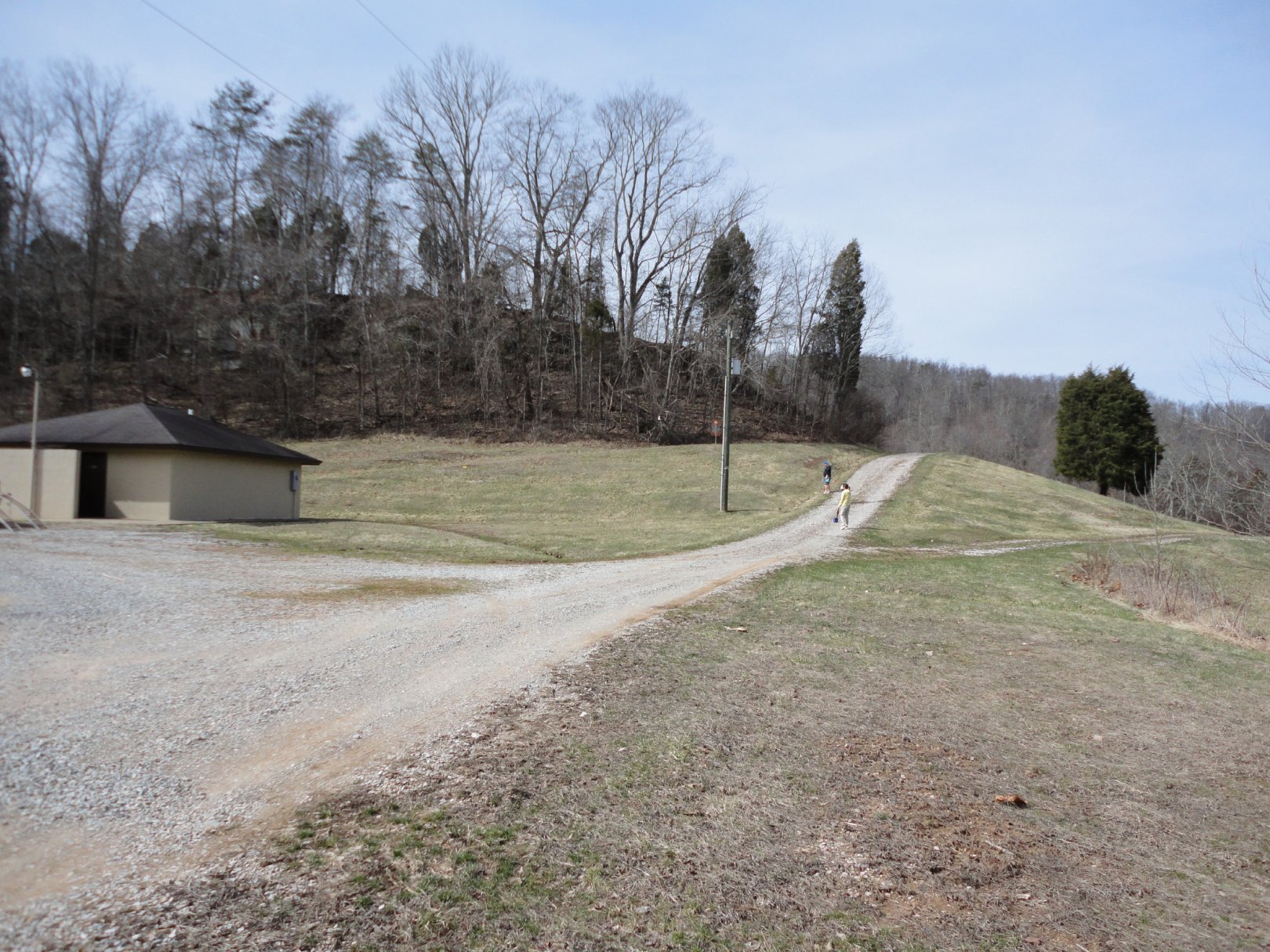 Hole 3 • Parchment Valley Winter Lake (Ripley, WV) Disc Golf Courses
