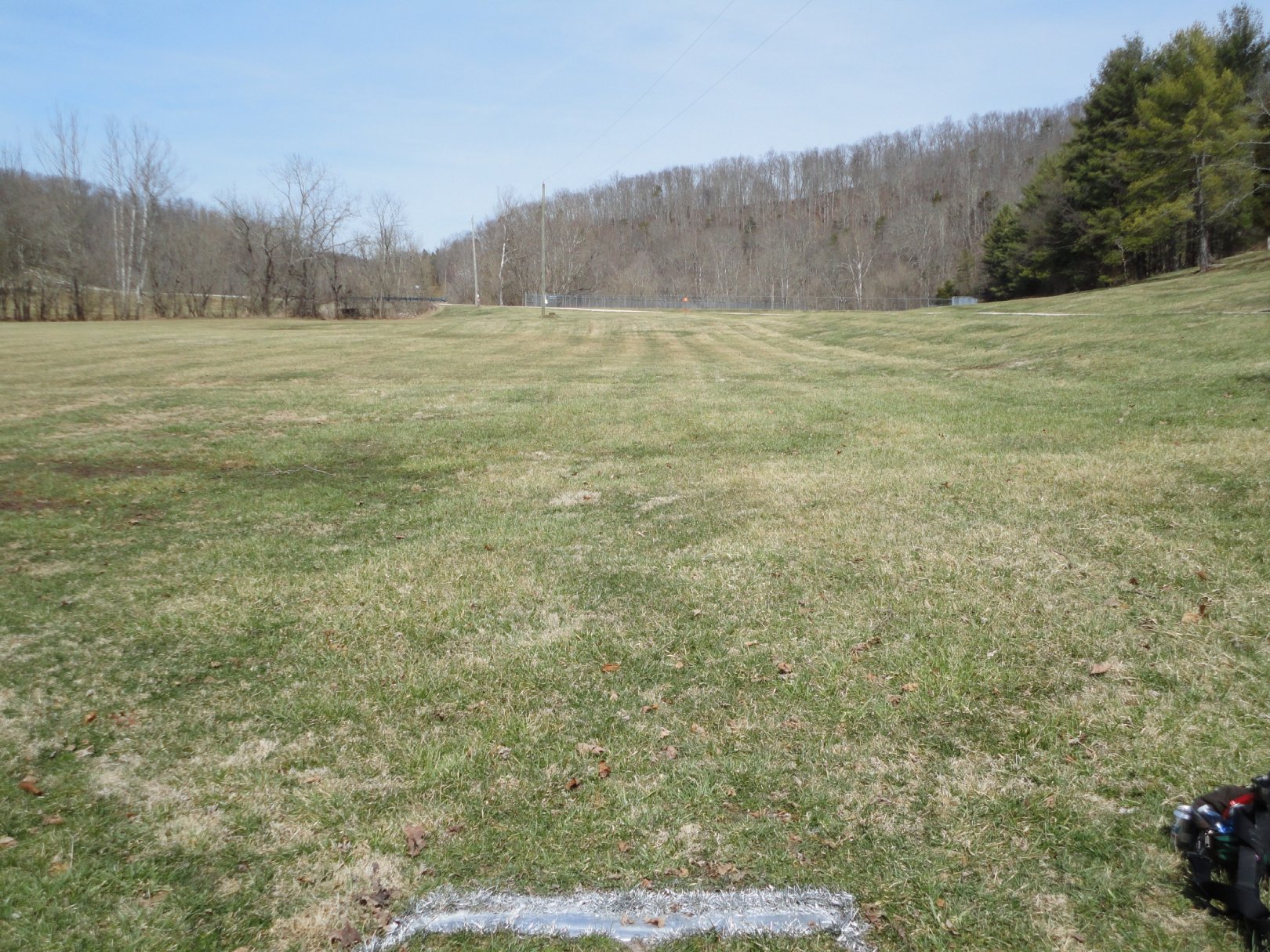 Hole 1 • Parchment Valley Winter Lake (Ripley, WV) Disc Golf Courses