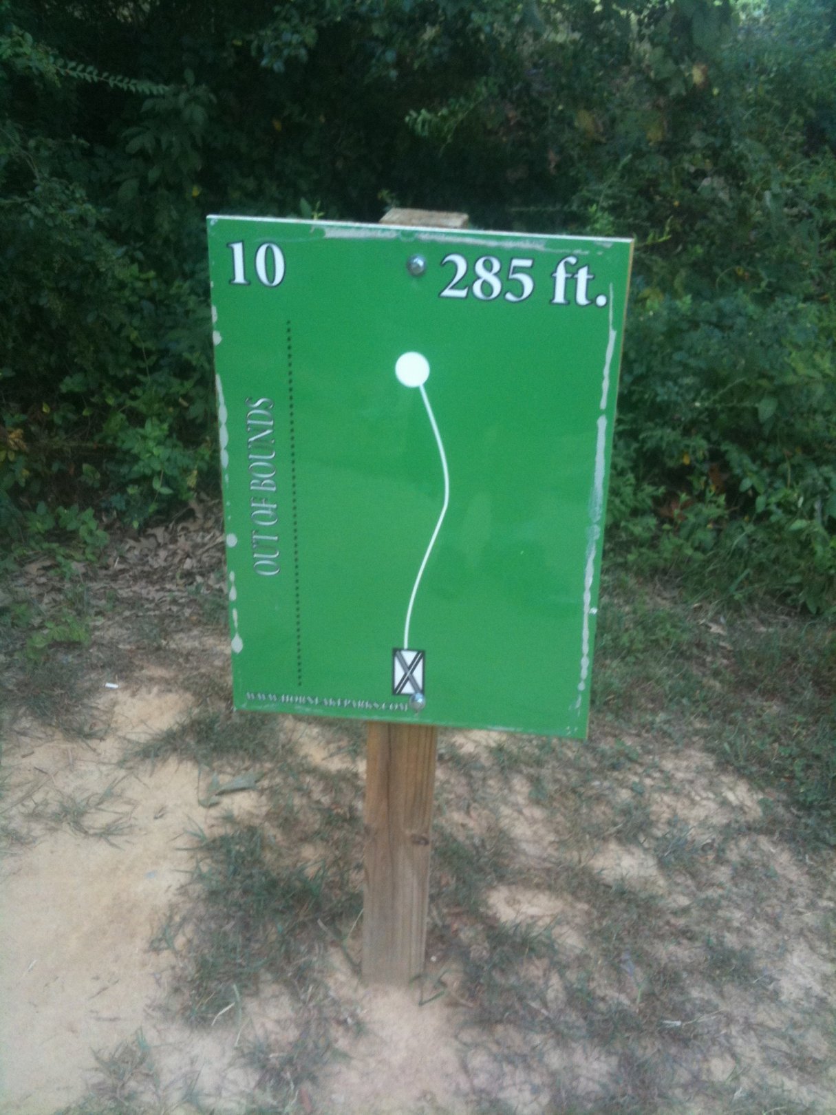 Hole 10 • Main course / Latimer Lakes (Horn Lake, MS) Disc Golf