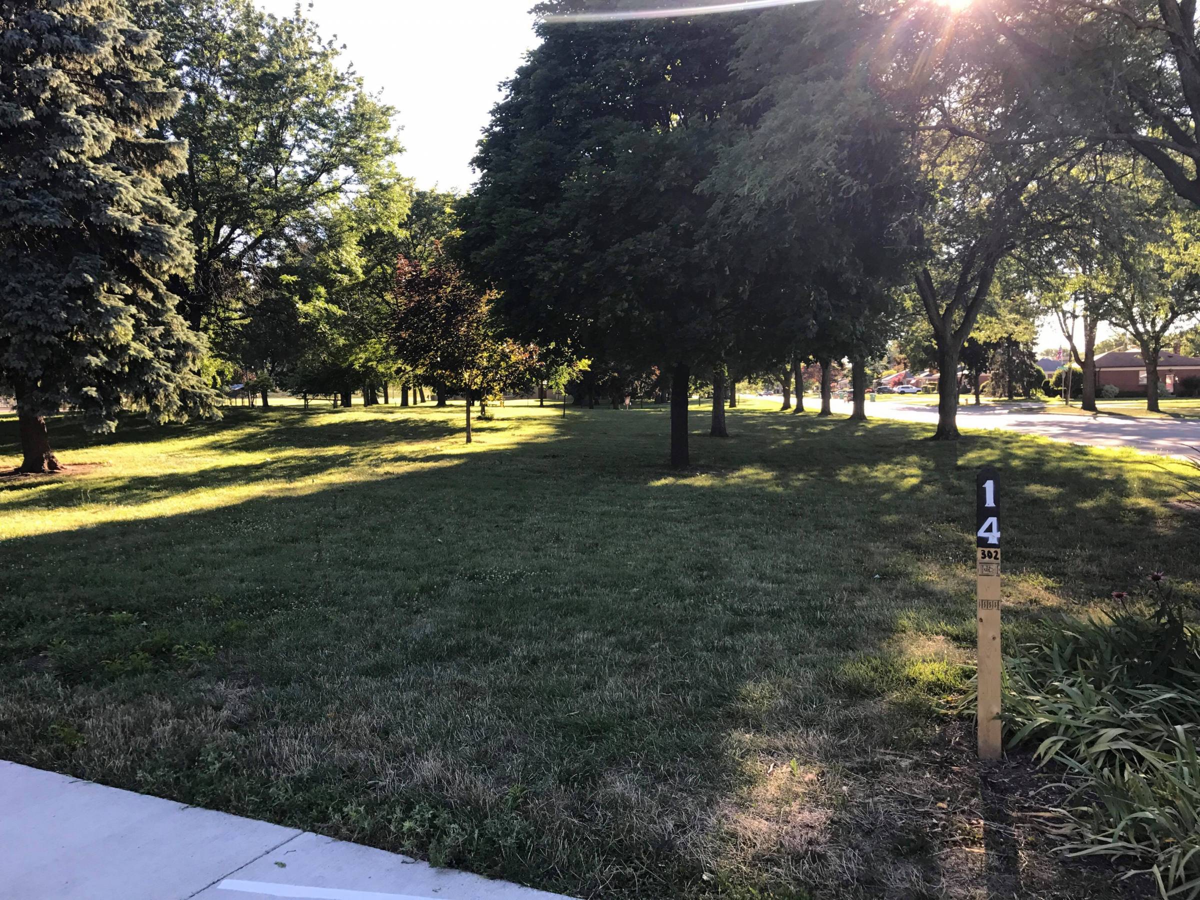 Hole 14 • Spindler Park (Eastpointe, MI) Disc Golf Courses Disc