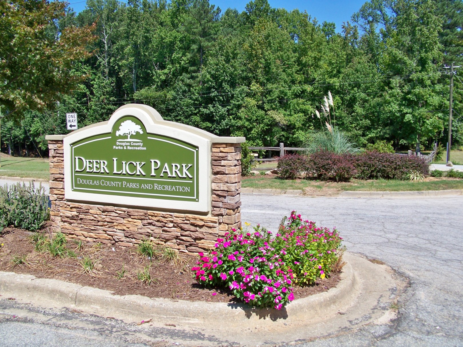 Hole 1 • Deer Lick Park (Douglasville, GA) Disc Golf Courses Disc