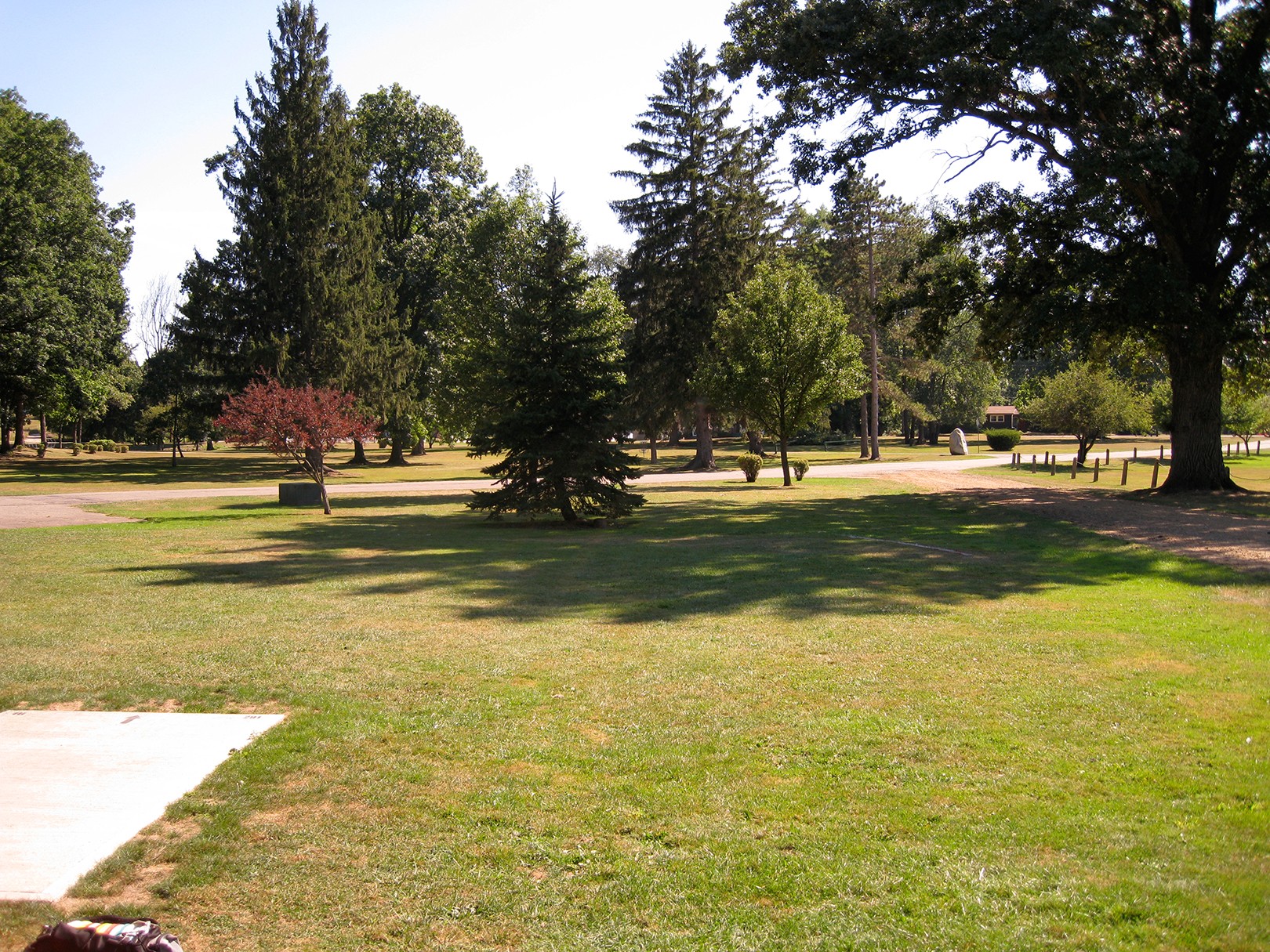 Hole 16 • Victory Park (Albion, MI) Disc Golf Courses Disc Golf Scene