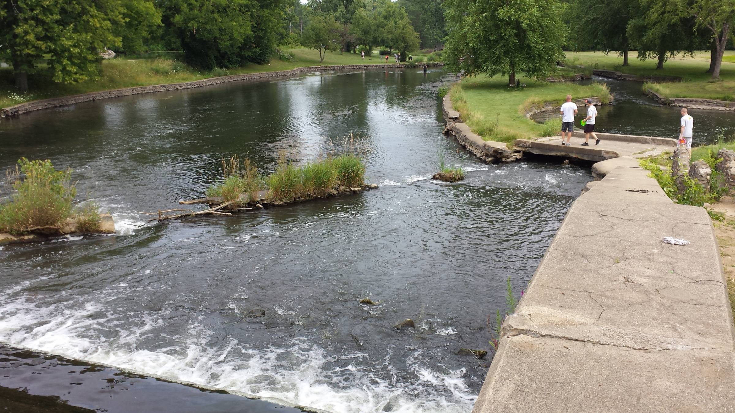Hole 10 • Victory Park (Albion, MI) Disc Golf Courses Disc Golf Scene