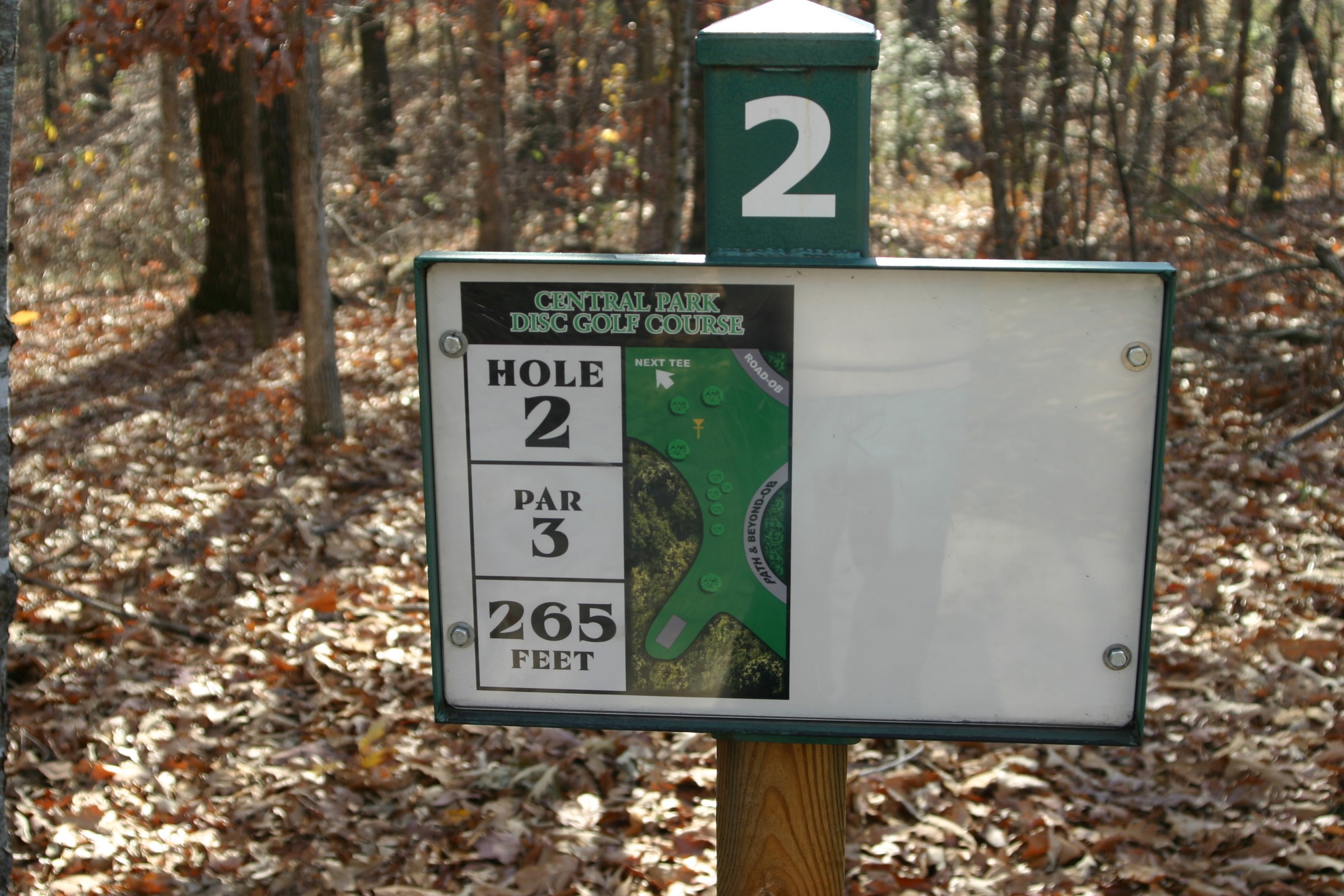 Hole 2 • Central Park (Murray, KY) Disc Golf Courses Disc Golf Scene