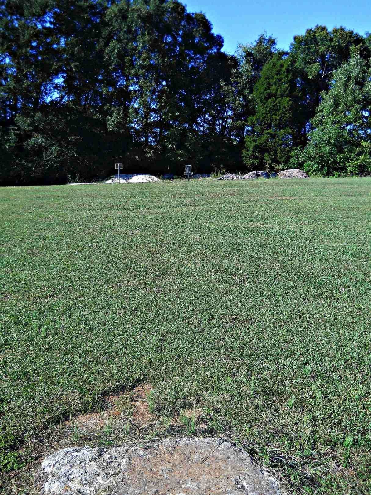 Hole 7 • Original course / Winchester City Park (Winchester, TN) Disc