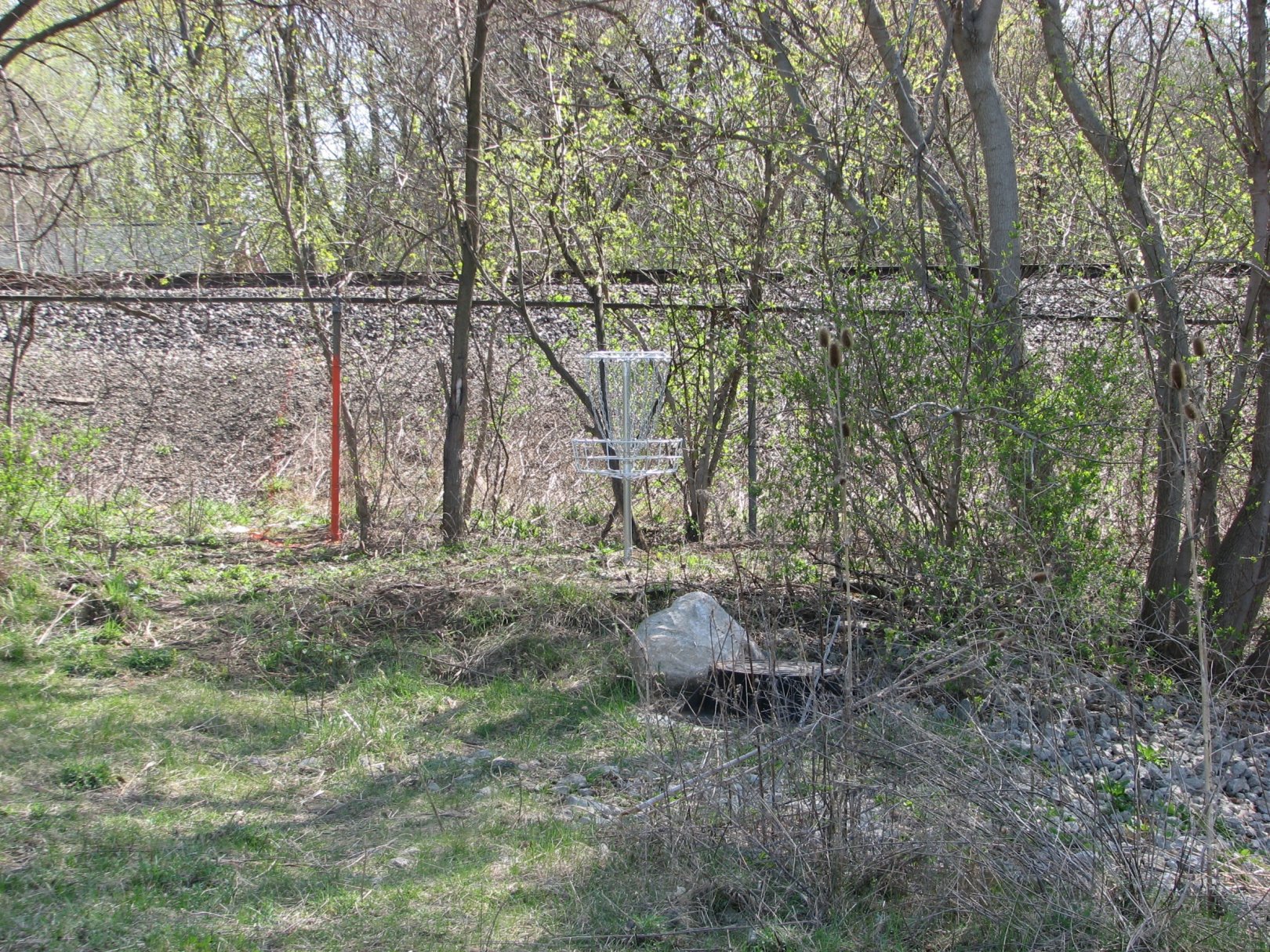 Hole A • Lincoln Park (Charlotte, MI) Disc Golf Courses Disc Golf Scene