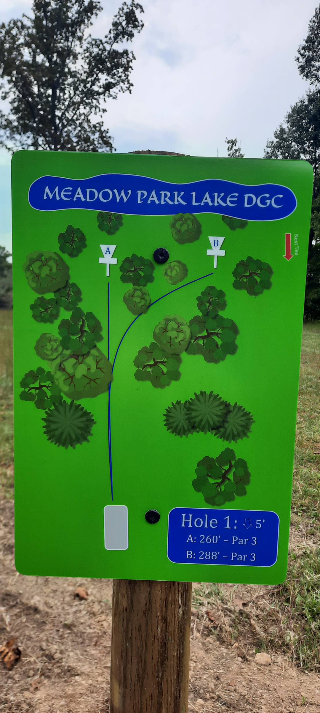 Hole 1 • Meadow Park Lake (Crossville, TN) Disc Golf Courses Disc