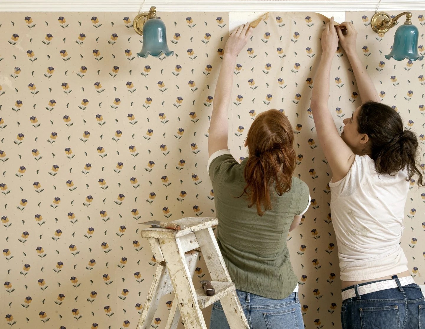 Off With the Old and Up With the New How to Remove Wallpaper and Prep