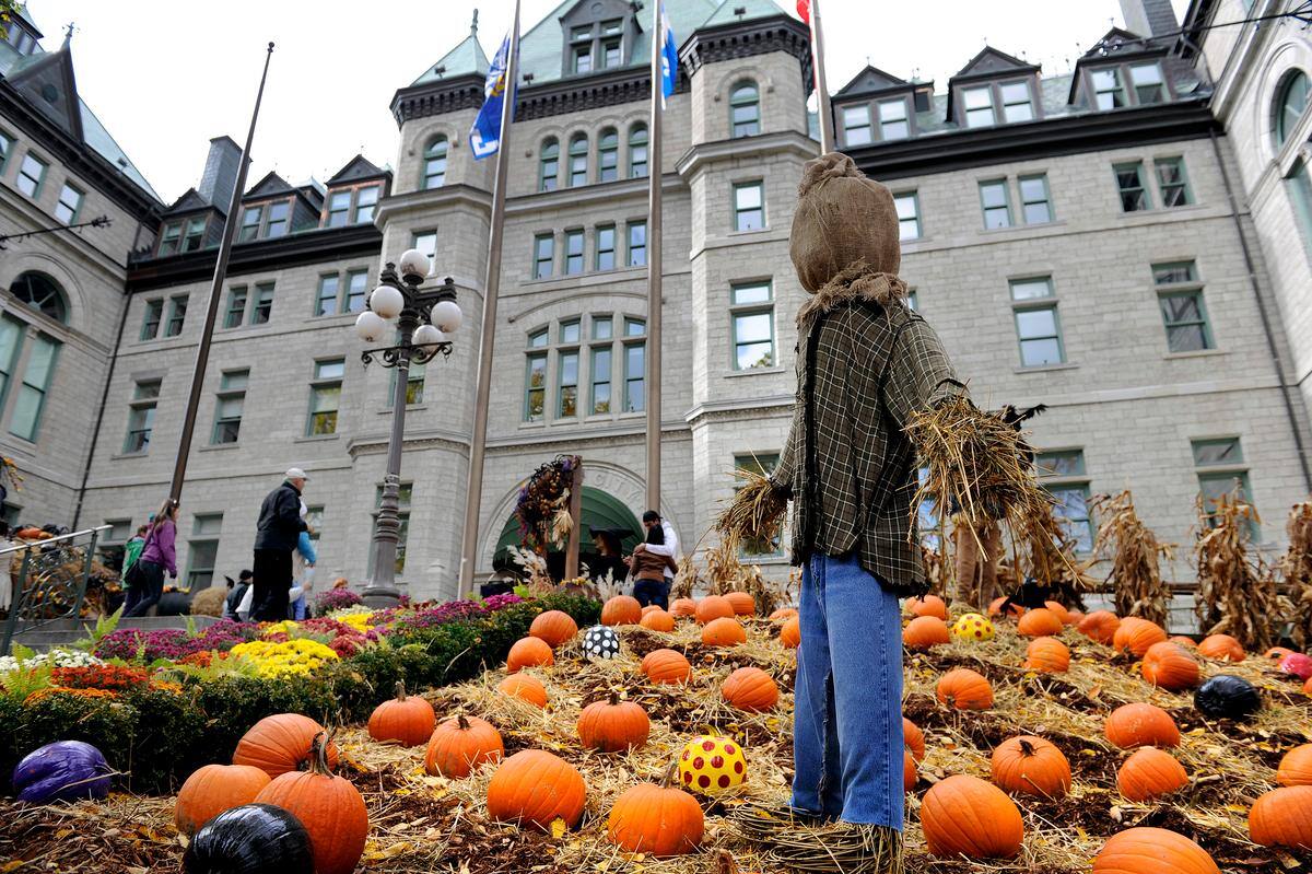 Halloween: Les Services De Police De Québec Et De Lévis Annulent Leurs Activités | Jdq