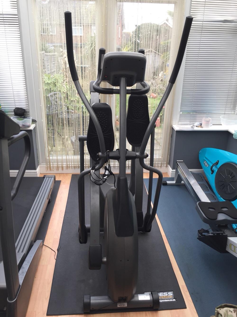 Vision Fitness X6200 HRT Elliptical Trainer in CO4 Colchester for £50.00 for sale Shpock