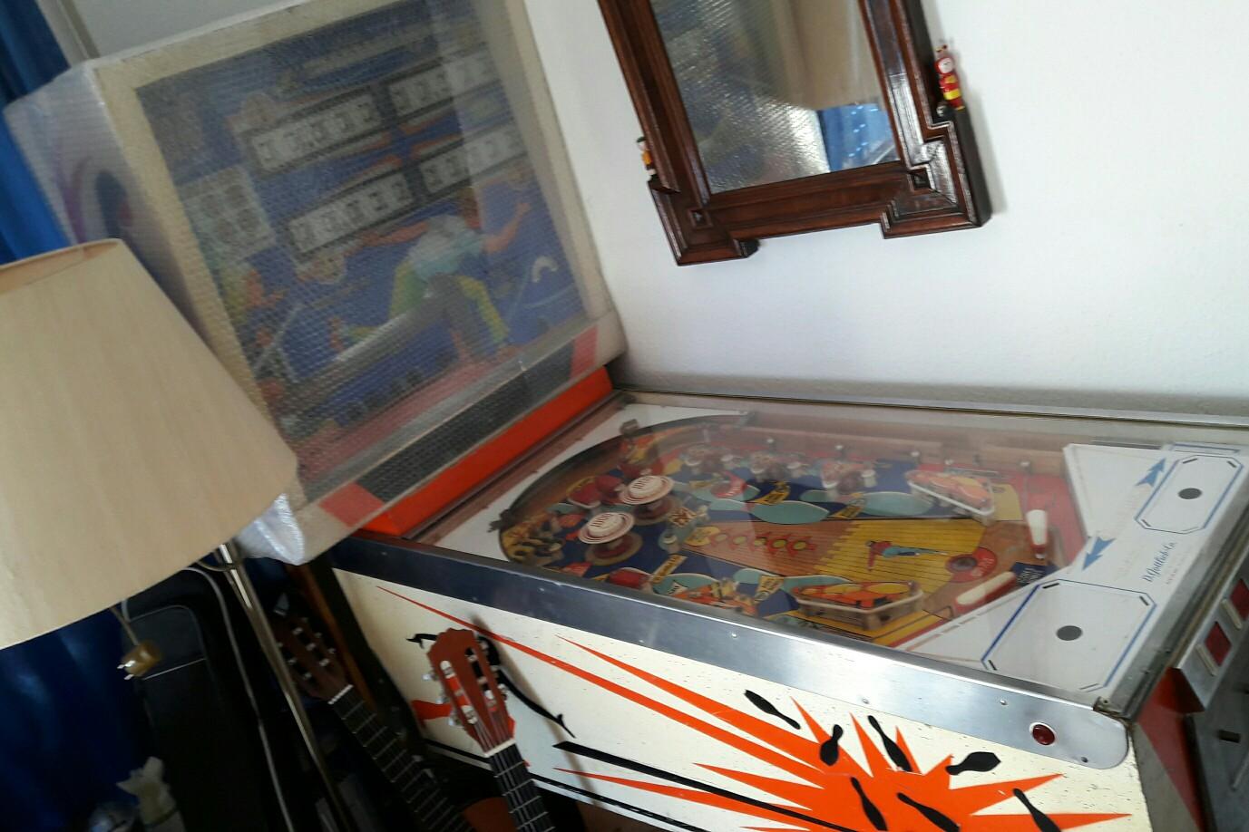 pinball flipper 300 bowling in 90765 Fürth for €800.00 for sale Shpock