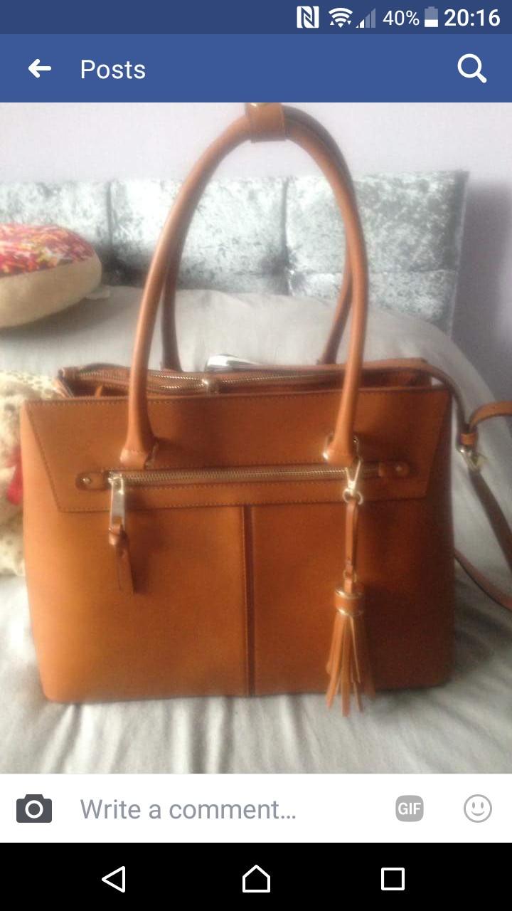 Used once accessorise monsoon bag in DE15 Burton upon Trent für 20,00