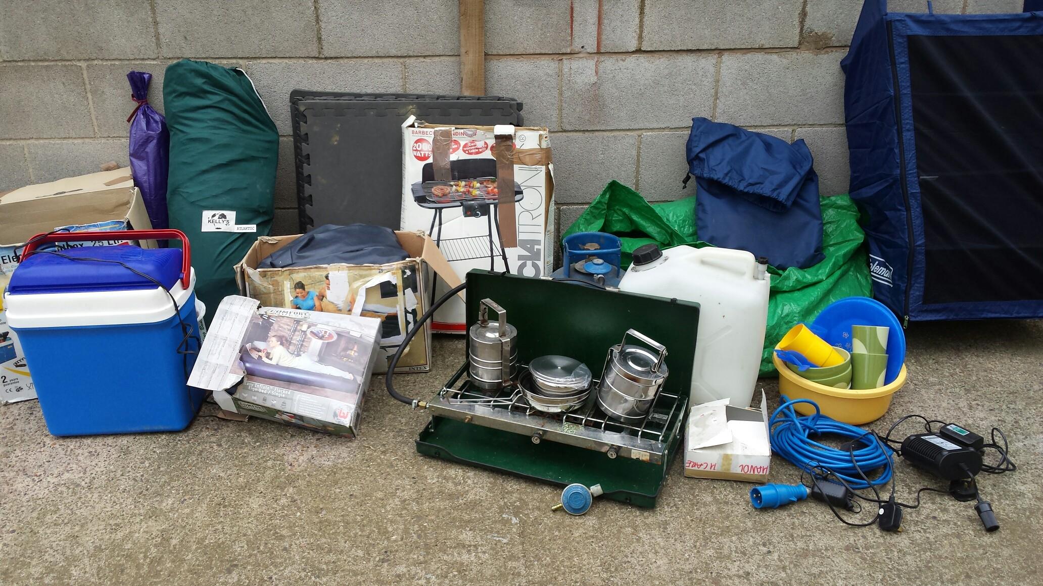 Job lot of camping equipment in WF11 Knottingley für 175,00 £ zum