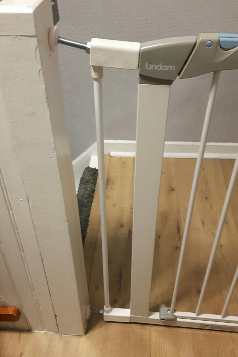 Lindam door stair gate in E3 London für 15,00 £ zum Verkauf Shpock DE