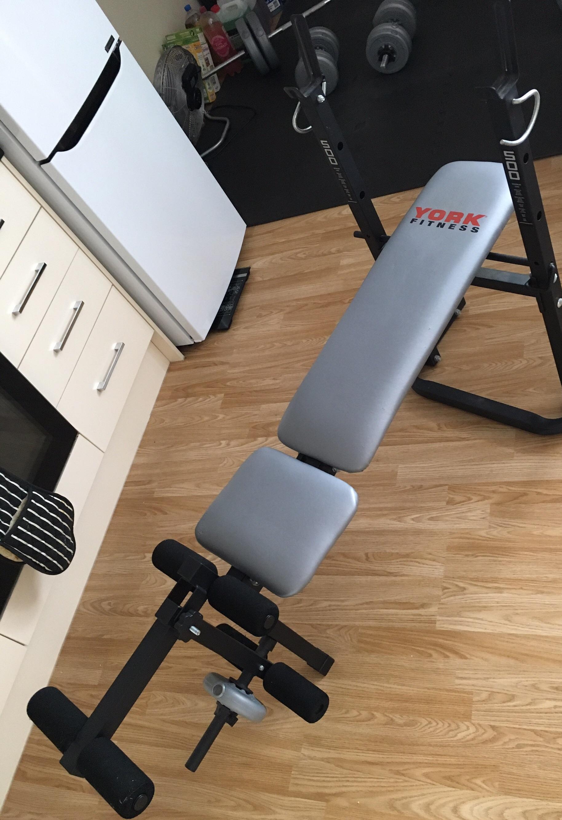 York weight bench in ME4 Chatham for £20.00 for sale Shpock