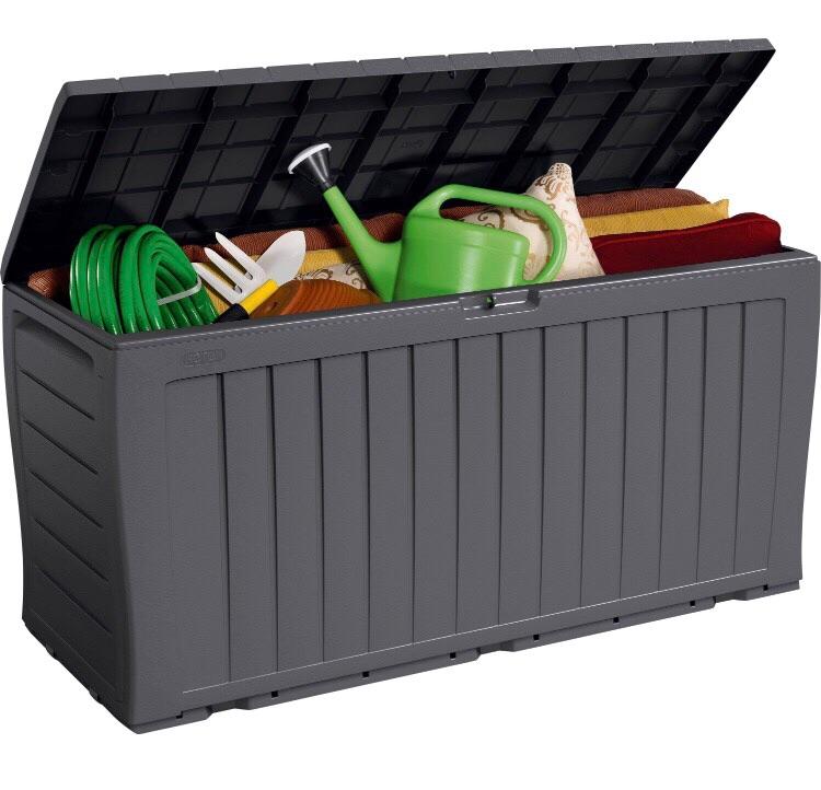 Outdoor seat storage in TW8 Brentford for £35.00 for sale Shpock