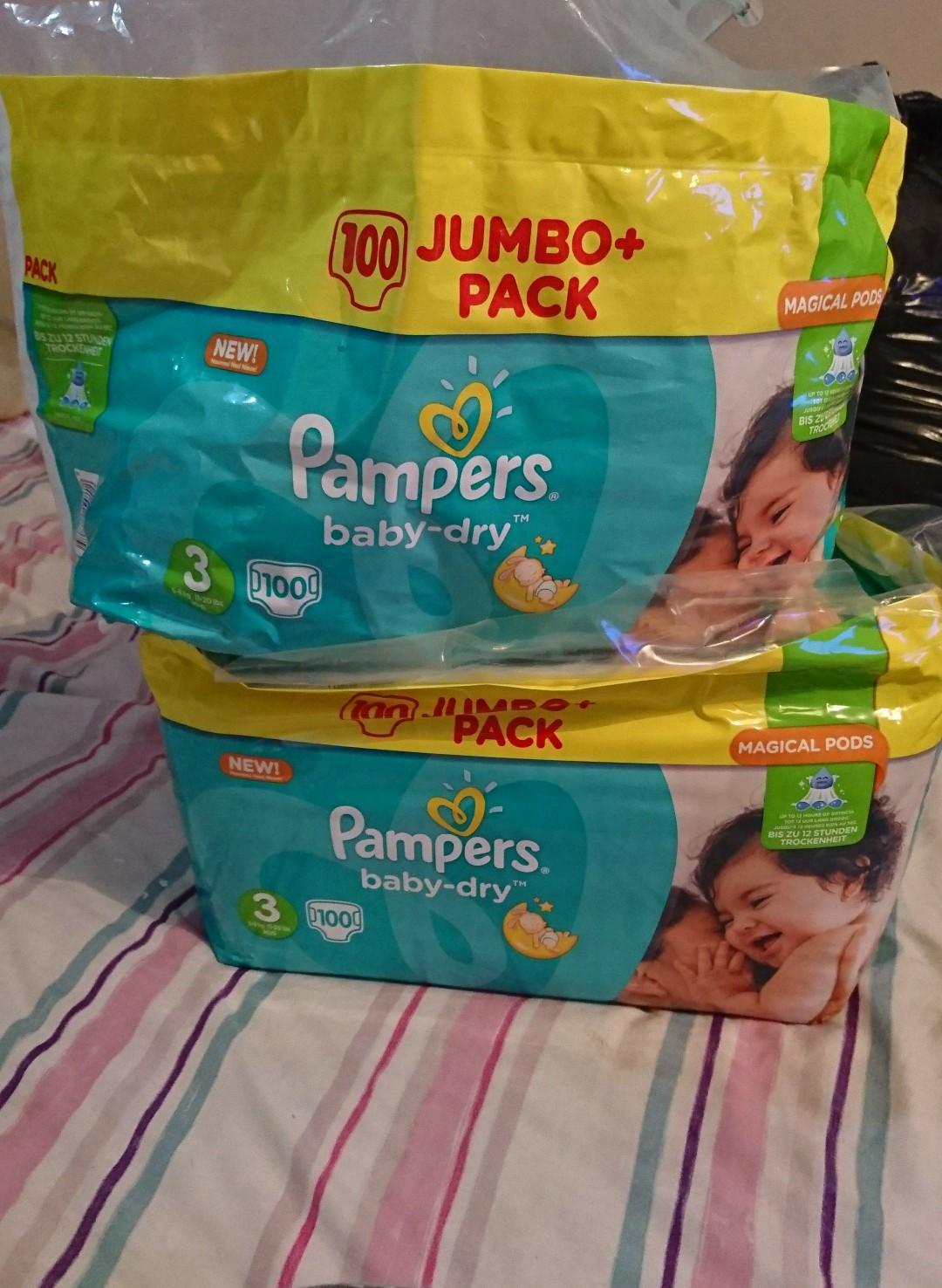 130 Size 3 pampers nappies in UB2 Hounslow für £ 10,00 zum Verkauf