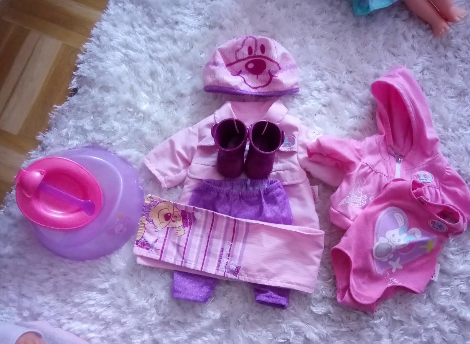 Baby Born + Zubehör in 4030 Linz für 35,00 € zum Verkauf Shpock DE