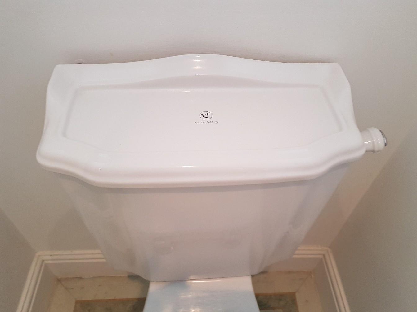 Vernon Tutbury toilet in ME19 Hill for £20.00 for sale Shpock