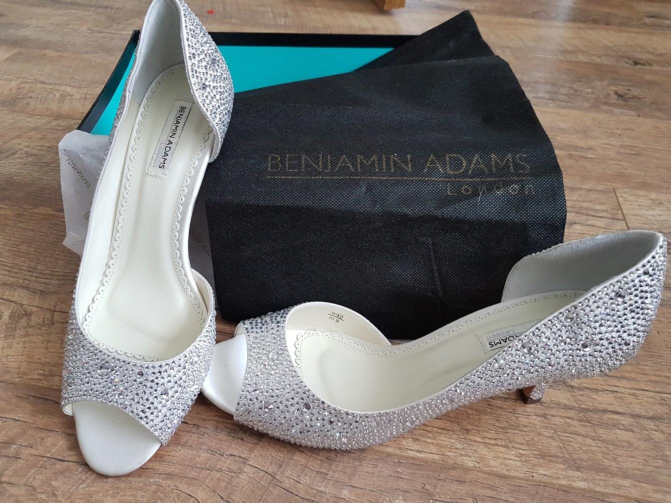 Benjamin Adams Divine crystal bridal shoe in ST3Trent für 40,00 £ zum