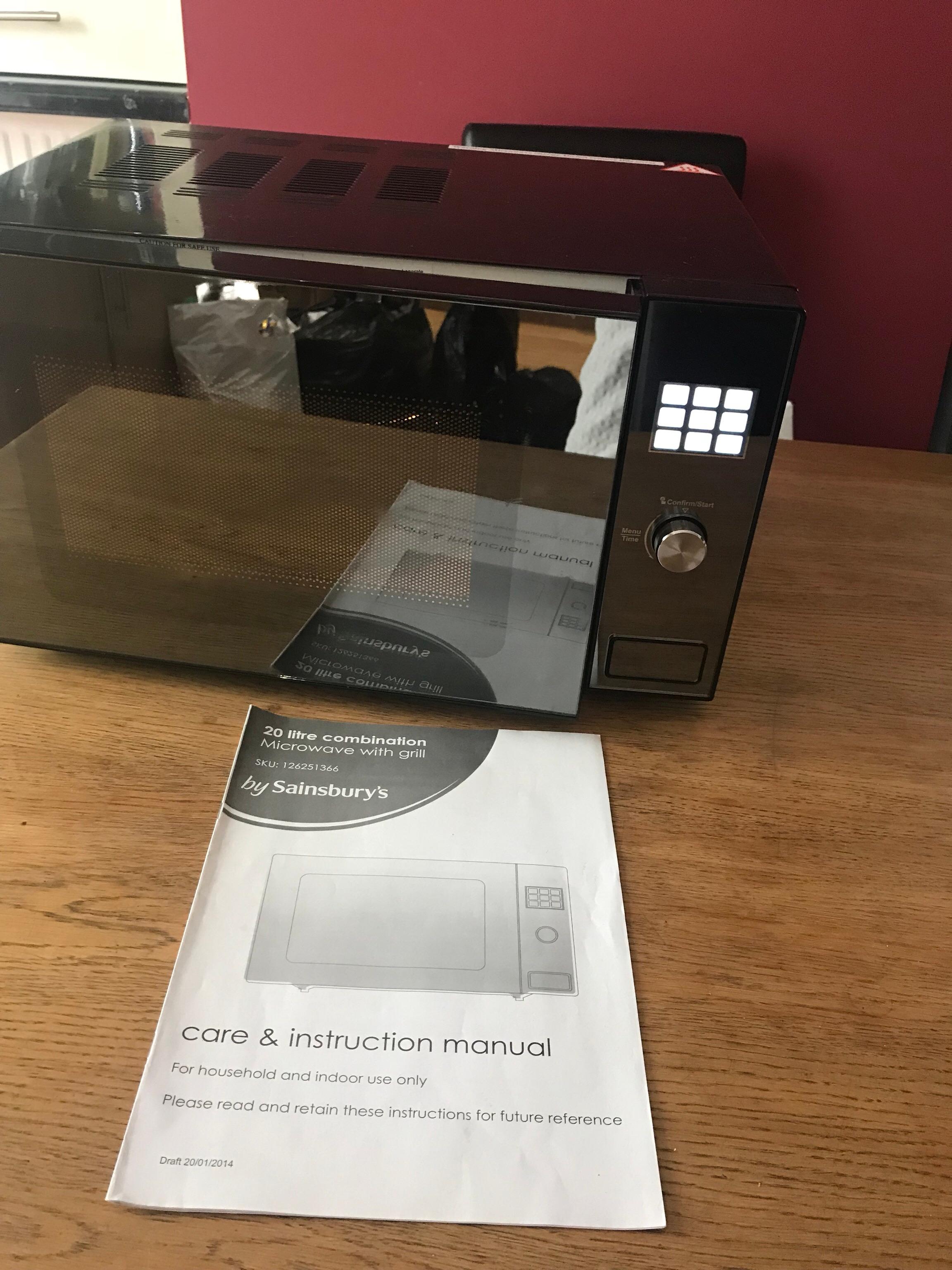 20LT COMBINATION MICROWAVE WITH GRILL in LU5 Dunstable für 20,00 £ zum