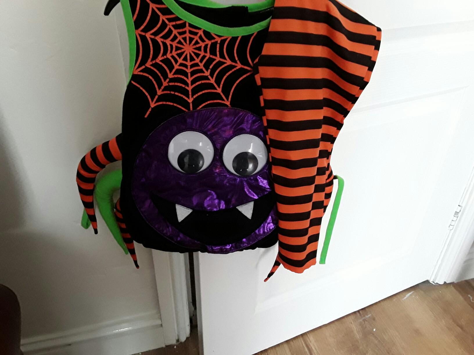 Age 34 Halloween costume in Barnsley für 1,50 £ zum Verkauf Shpock DE