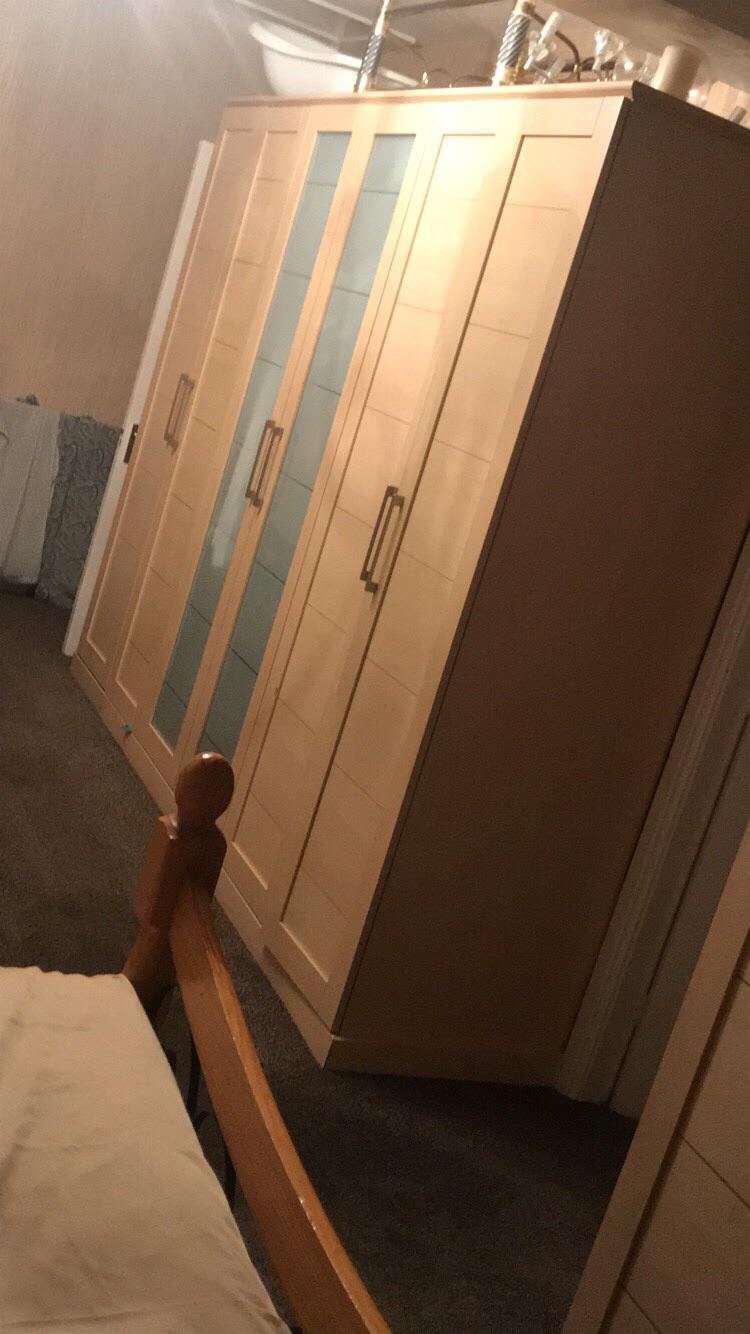 4 double wardrobes, 3 single wardrobes in BL4 Farnworth for £250.00 for