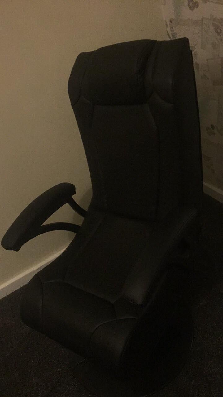 Gaming chair in TS19Tees für 50,00 £ zum Verkauf Shpock DE