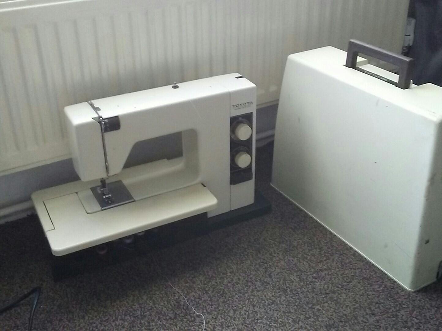 Toyota 4300 sewing machine in WN2 Wigan for £25.00 for sale Shpock