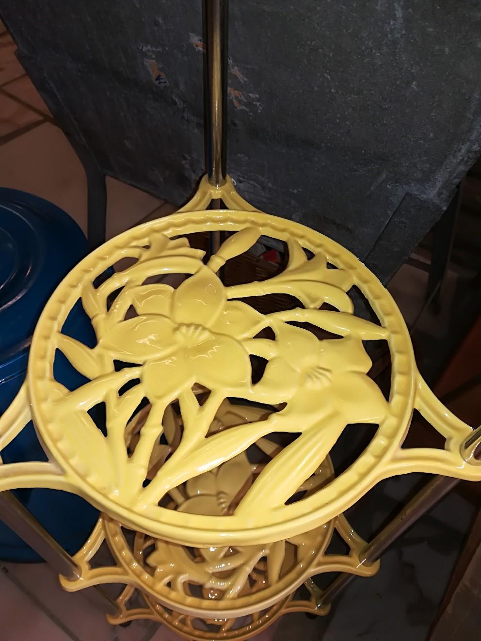 Vintage Le Creuset Cast Iron Pot Stand in South Holland for £30.00 for