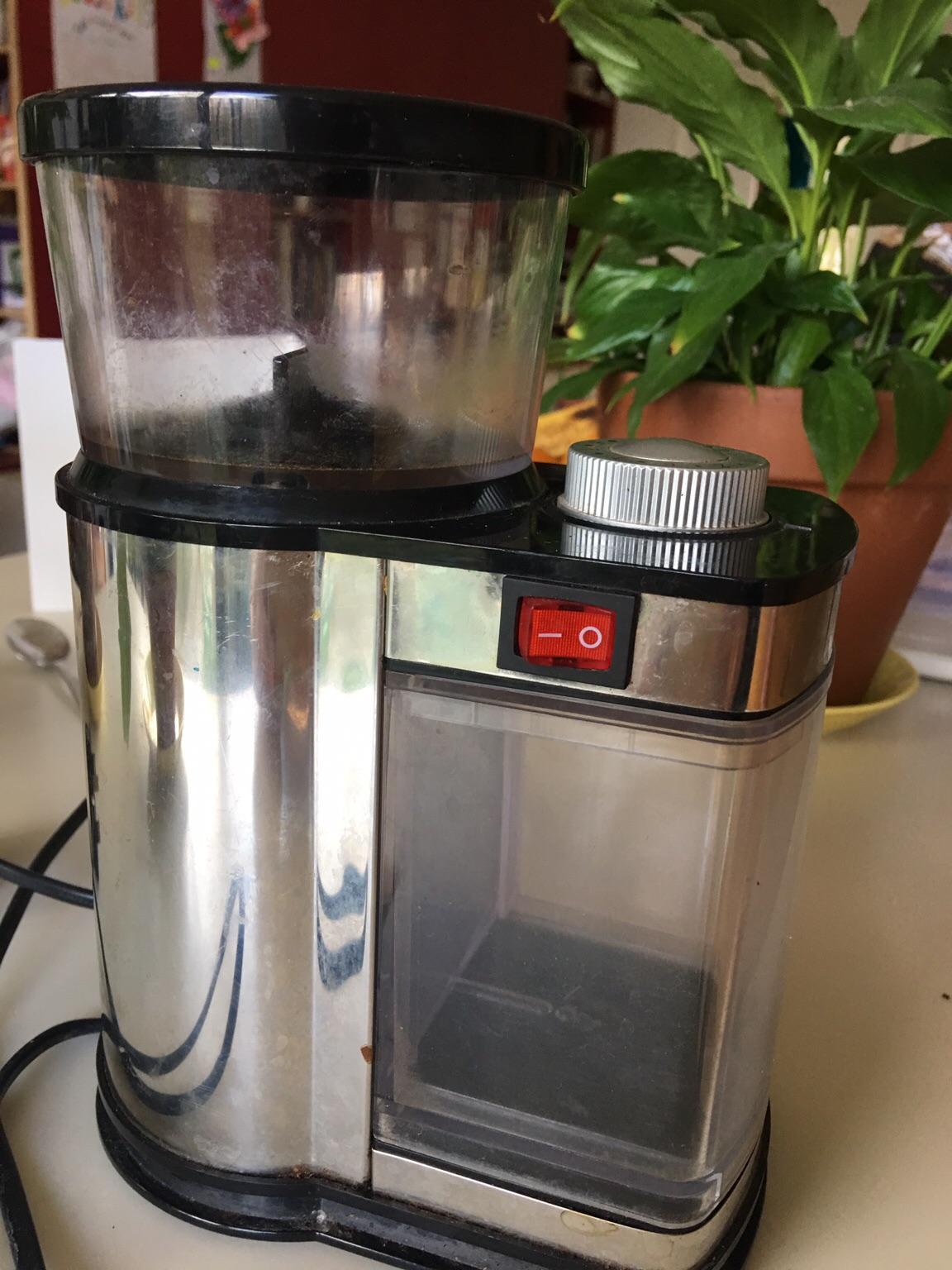 La cafetière coffee bean grinder in W6 Fulham for £20.00 for sale Shpock