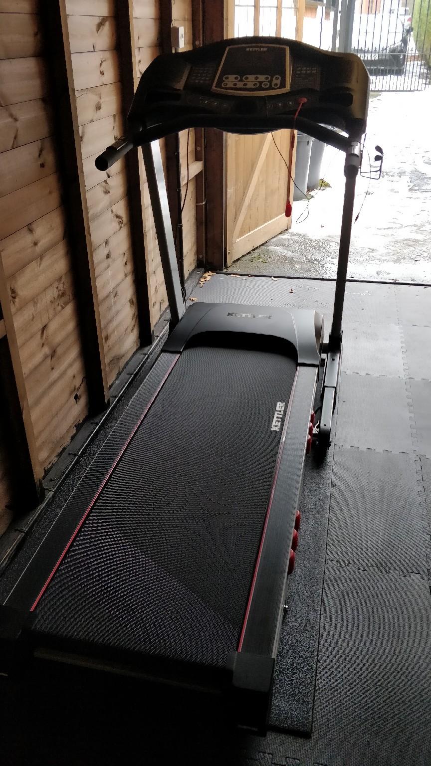 Kettler Atmos Pro treadmill in WC2 Westminster for £499.00 for sale