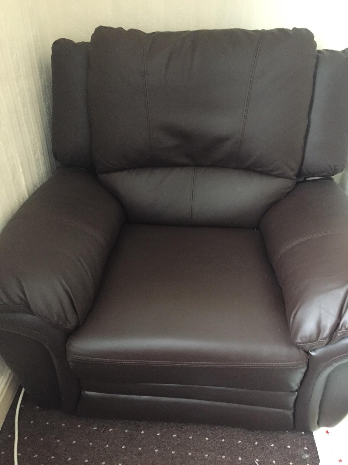 Sofa in WV14 Wolverhampton für 40,00 £ zum Verkauf Shpock DE