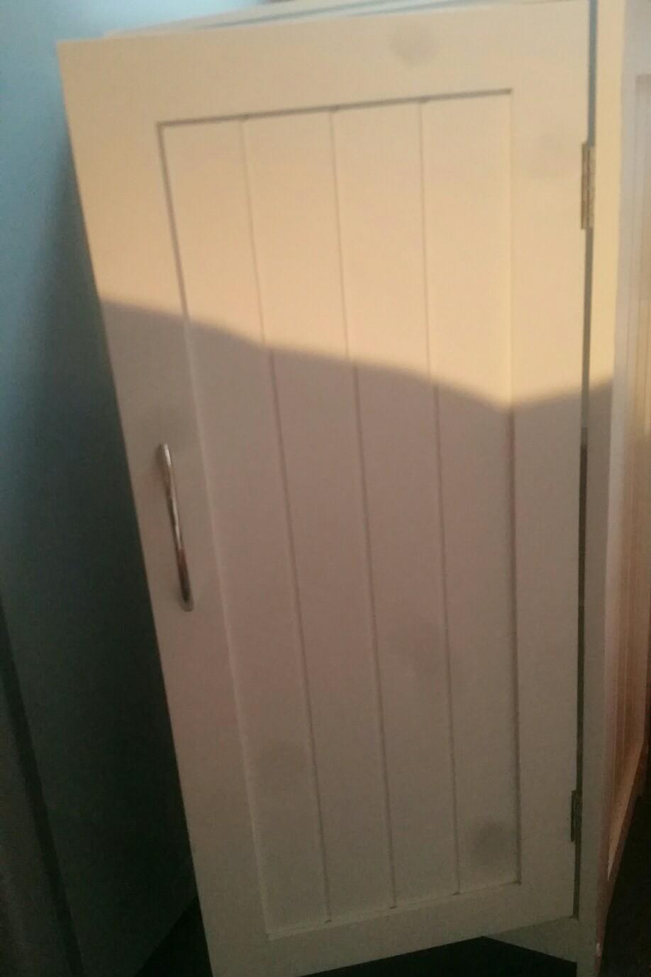 Bathroom in B98 Redditch für gratis zum Verkauf Shpock DE