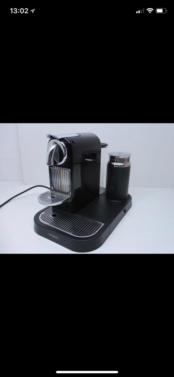 Nespresso citiz coffee machine and milk froth in SE13 Lewisham für 80