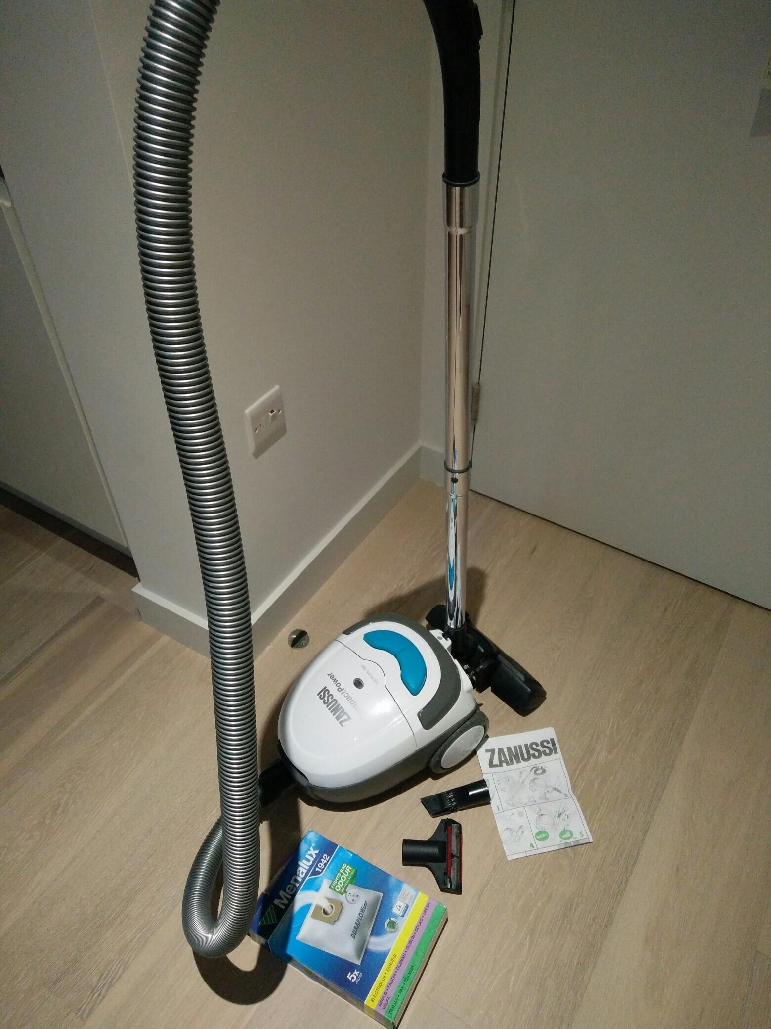 Zanussi Compact Power vacuum cleaner in E16 Newham for £30.00 for sale Shpock