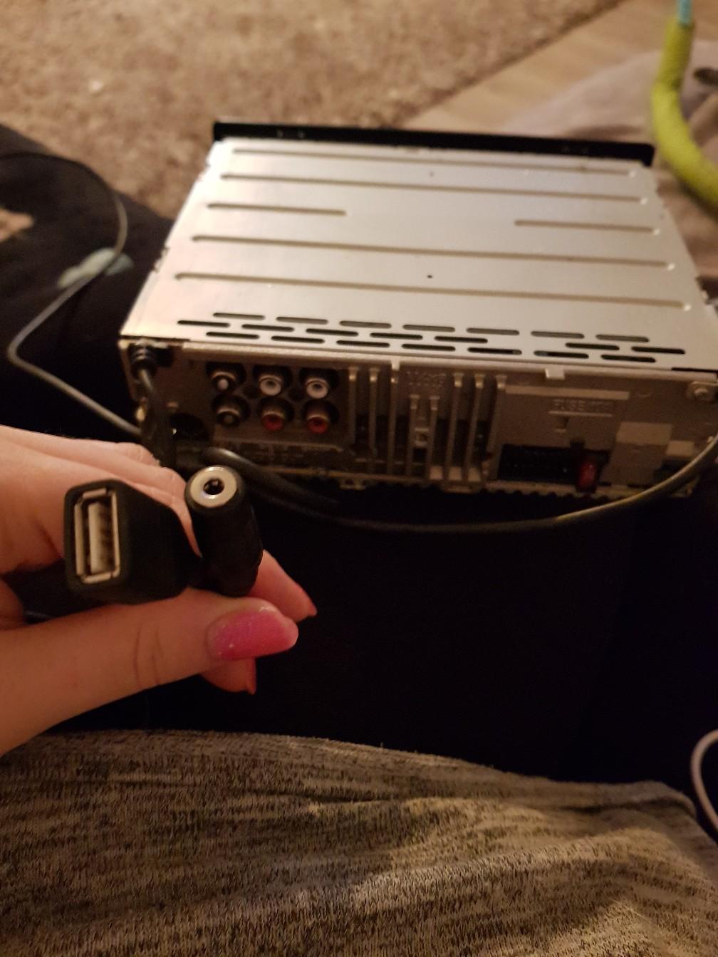 Sony car CD player in S44 North East Derbyshire für 30,00 £ zum Verkauf