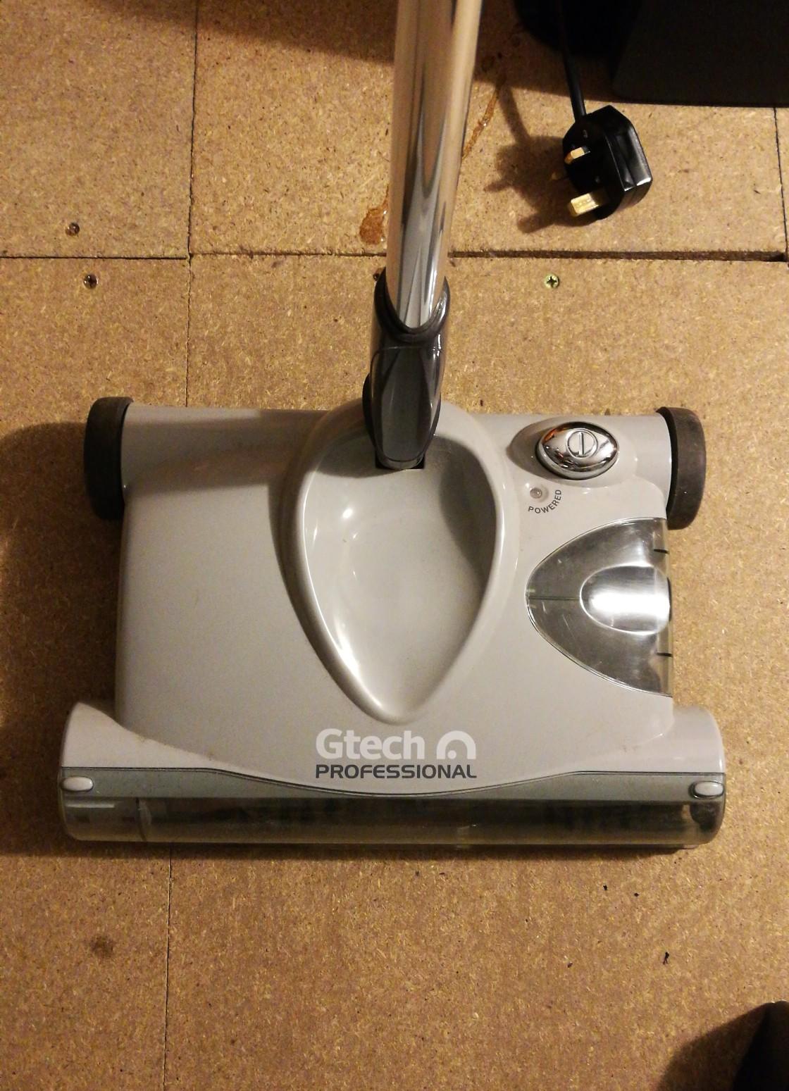 Gtech swiper in w5 London Borough of Ealing für 20,00 £ zum Verkauf