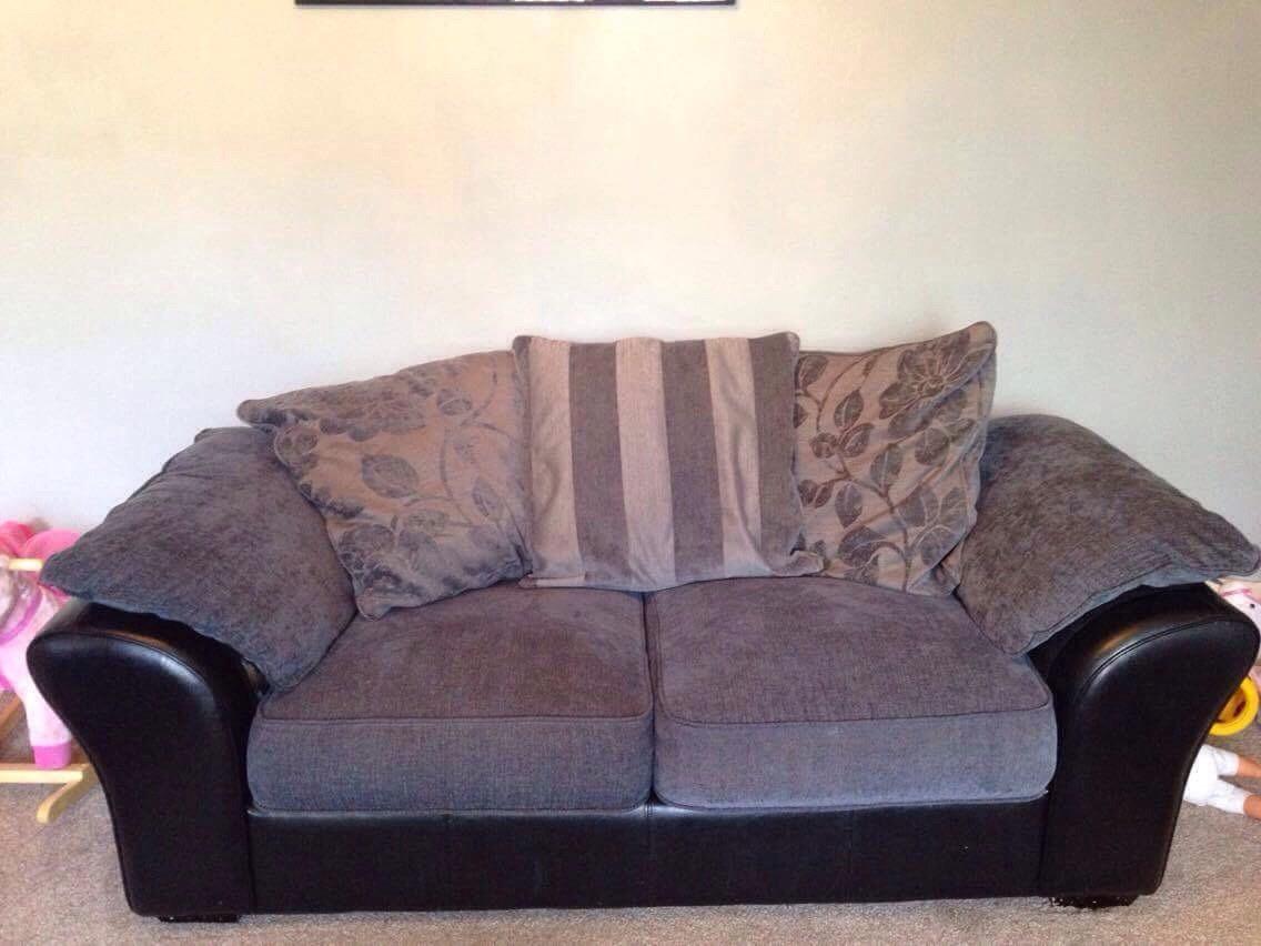 3 and 2 seater sofas in S30 Sheffield für 50,00 £ zum Verkauf Shpock DE