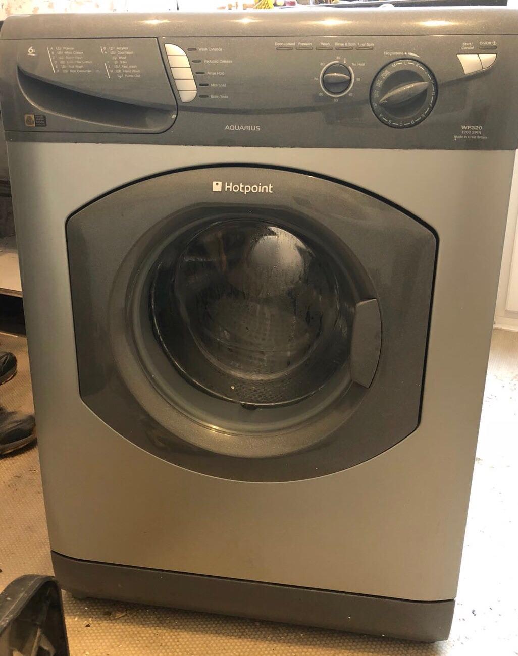 Hotpoint Aquarius WF320 Washing Machine in KT17 Ewell für £ 55,00 zum