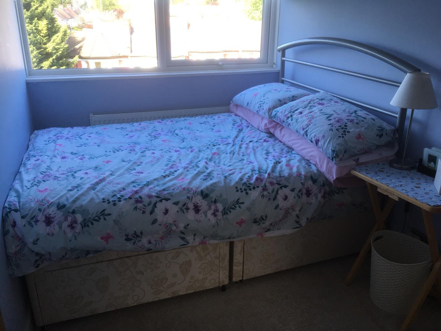 Small double bed (6 feet by 4 feet) in N3 for £50.00 for sale