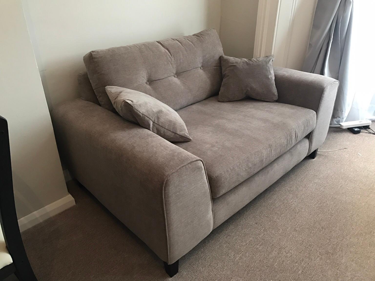 Sofology loveseat snuggler sofa Demure in N19 Islington für 375,00 £ zum Verkauf Shpock DE