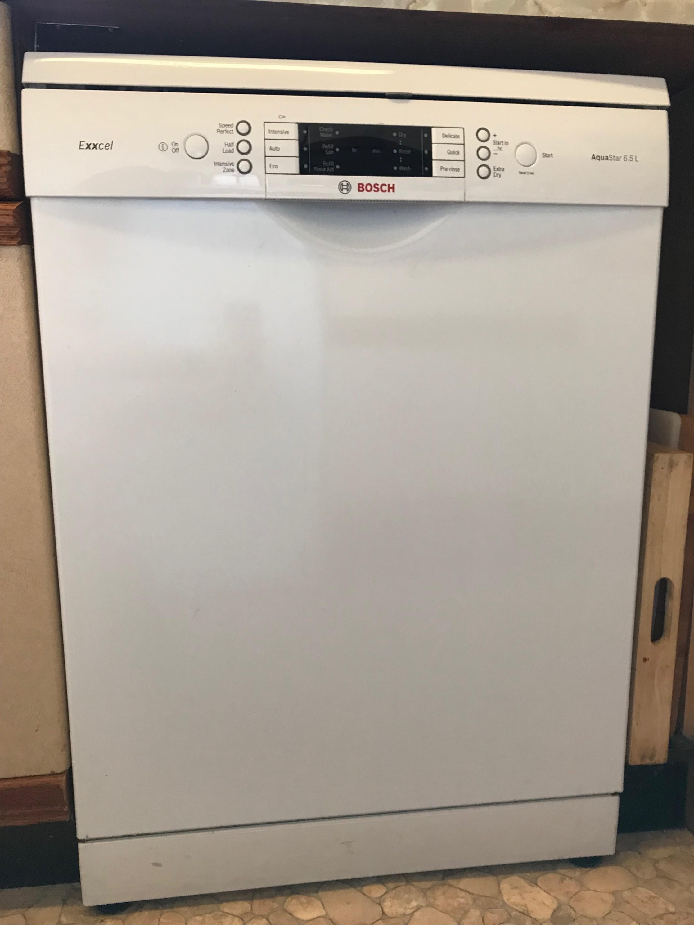 Exxcel Bosch AquaStar 6.5L 60cm Dishwasher in M21 Manchester for £50.00