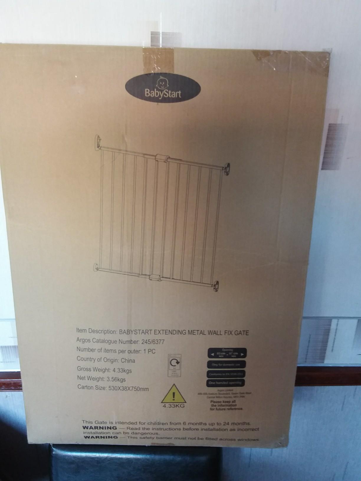 Extendable baby gate in WF12 Kirklees für 7,00 £ zum Verkauf Shpock DE