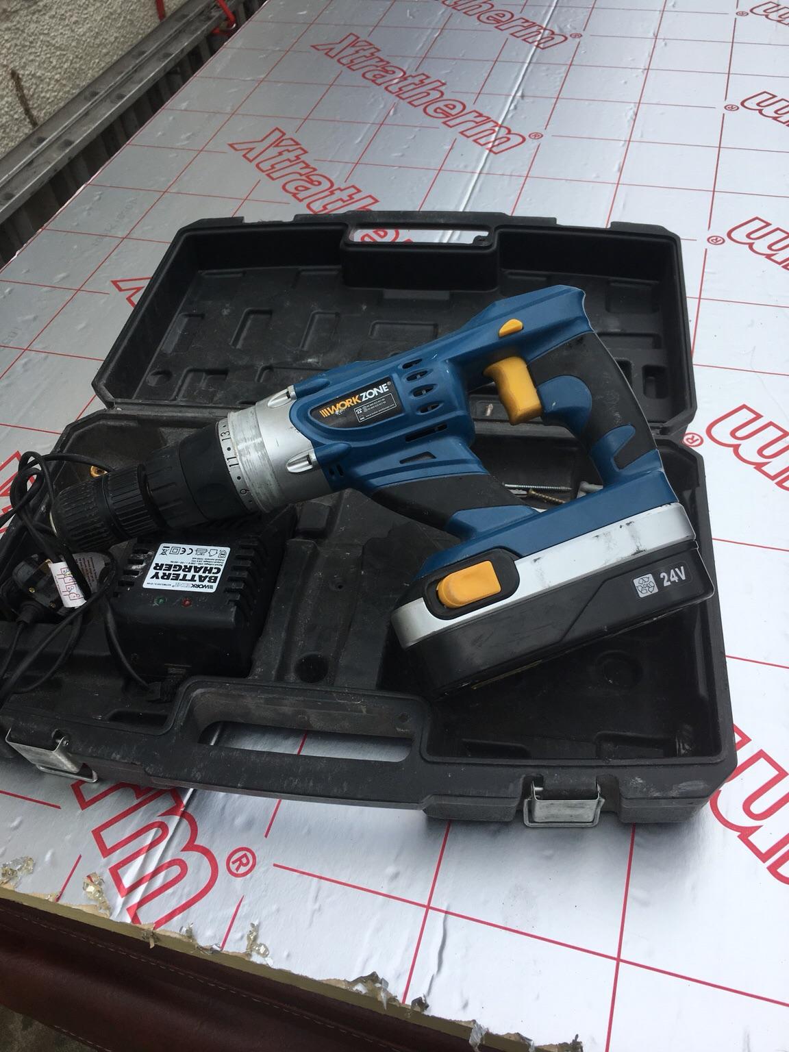 Work Zone (ALDI) 24v Cordless hammer drill in Barnsley for £15.00 for