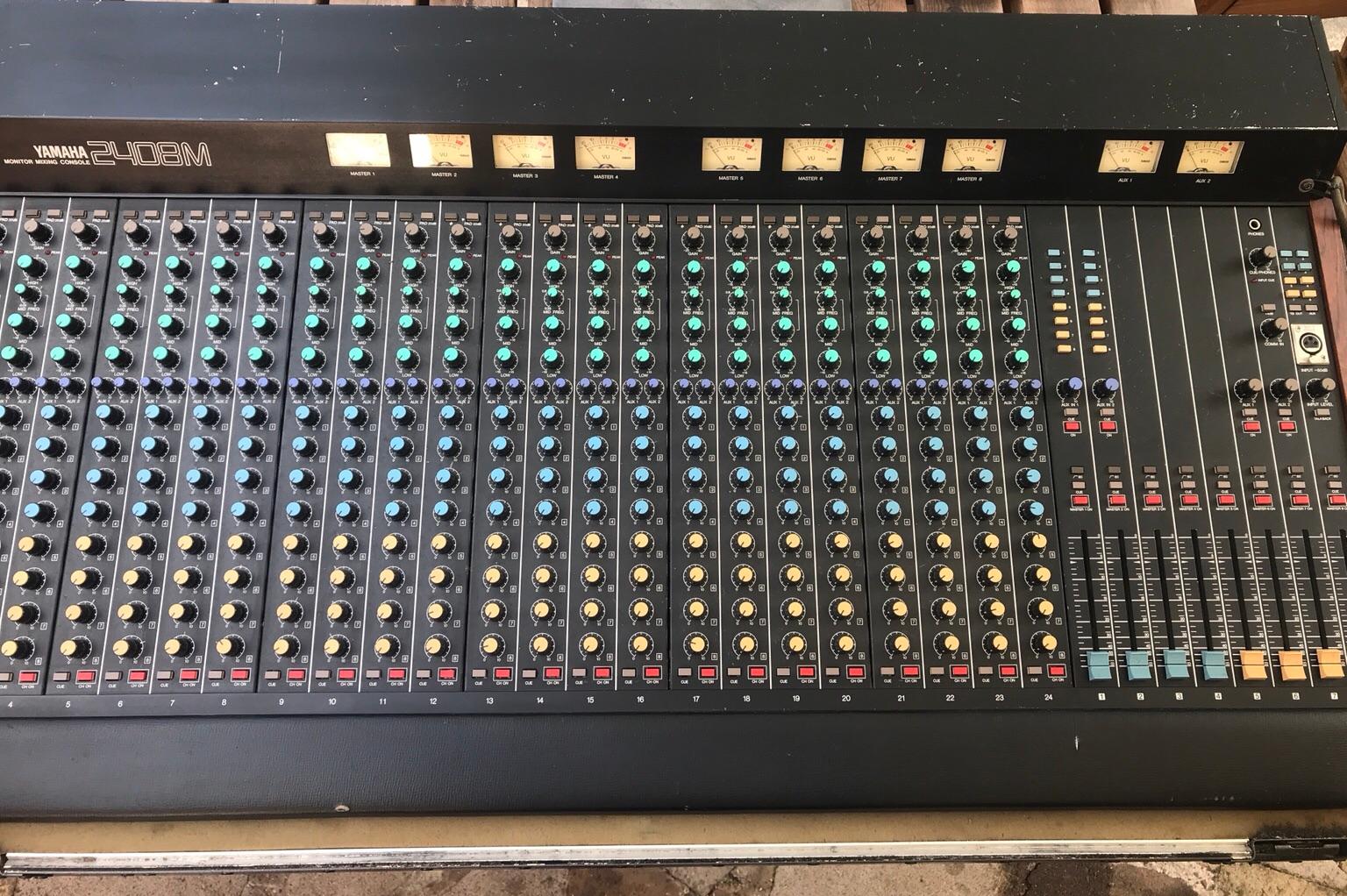 Yamaha 2408M Monitor Mixing Console in MK42 Elstow für £ 250,00 zum