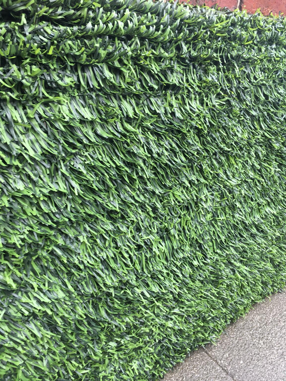 SALE Artificial hedging screening SALE in S41 Chesterfield for £6.00