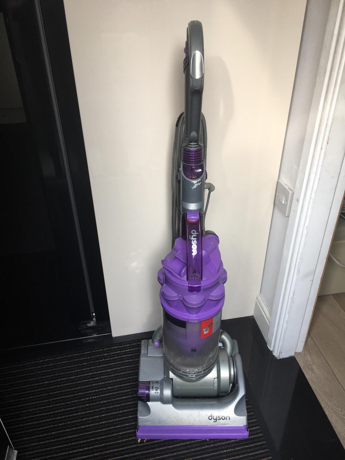Dyson DC14 Animal (Faulty) in BD6 Bradford für 15,00 £ zum Verkauf Shpock DE