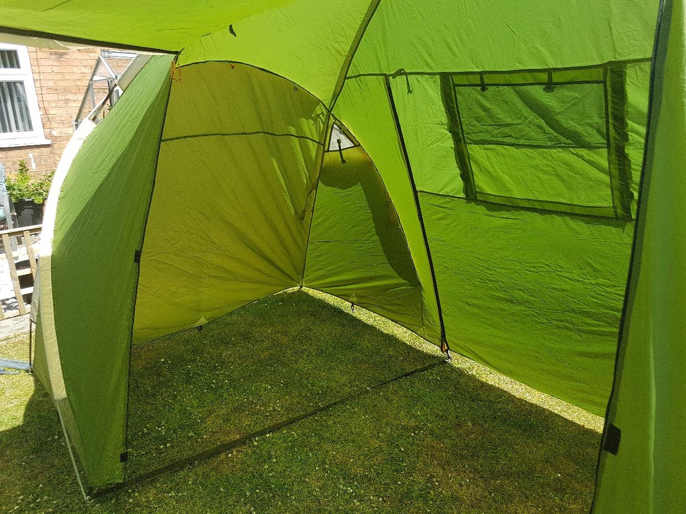 Halfords deluxe family tent in ST5Lyme for £35.00 for sale Shpock