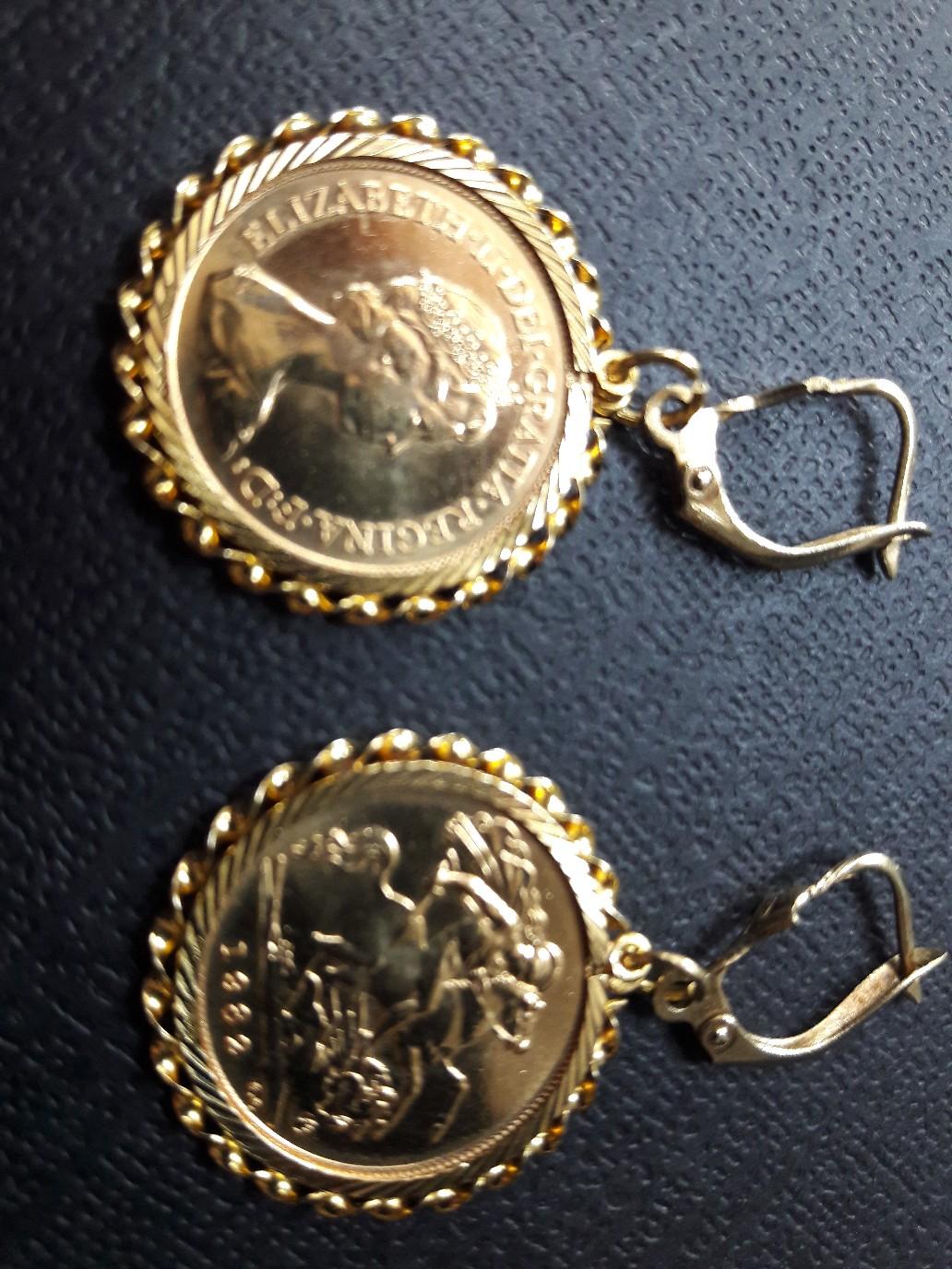 Pair of 1982 22 ct HALF SOVEREIGN Earrings in CR0 London for £395.00